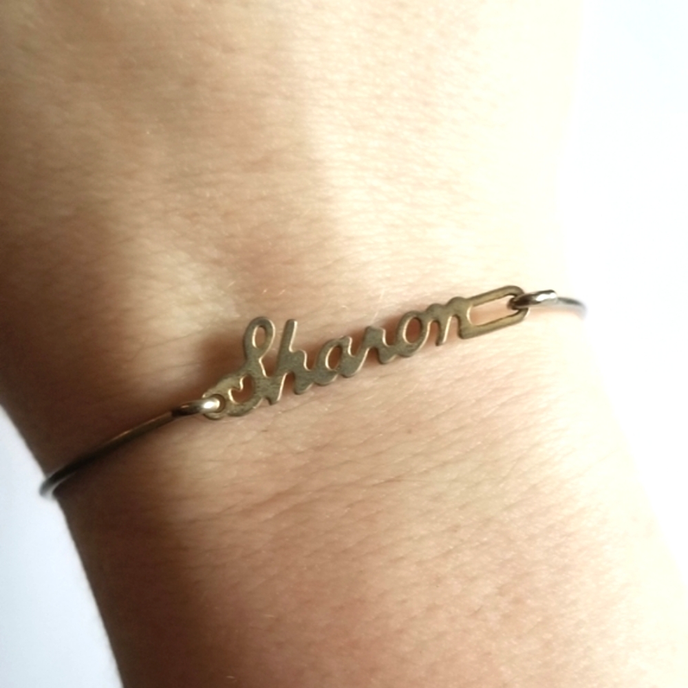 Vintage Sharon bracelet nameplate gold tone dainty wire name plate